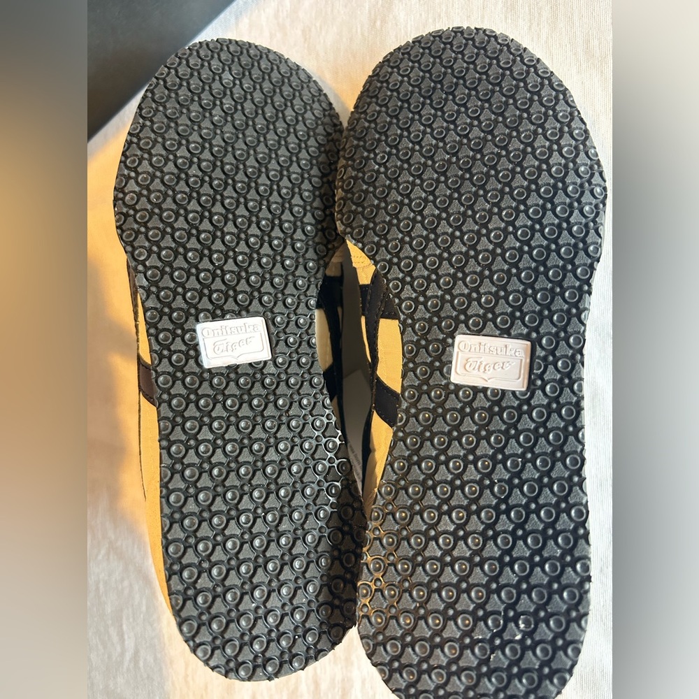 Onitsiuka Tiger SERRANO tennis shoes. - Picture 5 of 5